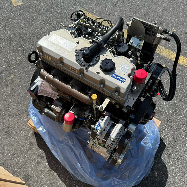 Skvělé zprávy! Motory Perkins C4.4 jsou opět na skladě